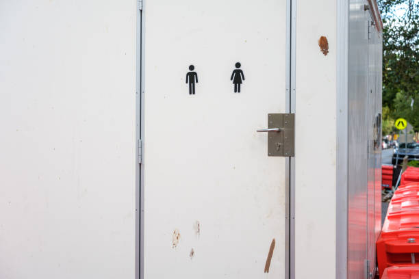 Best Portable restroom trailer rental  in Burnsville, MN